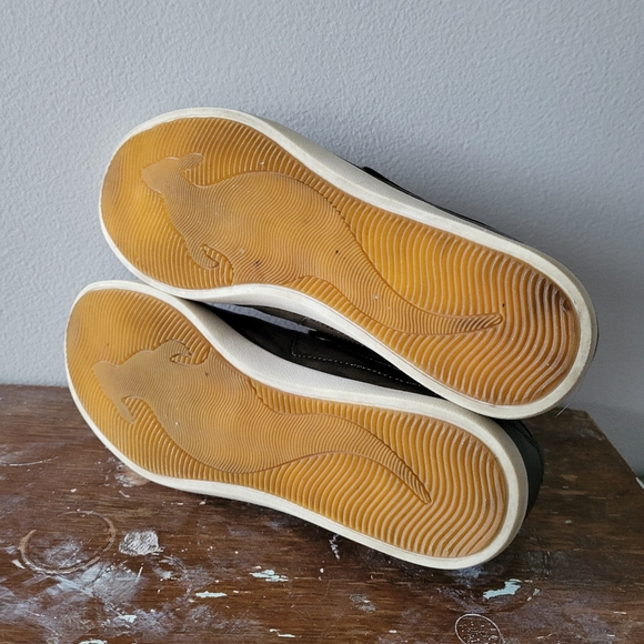 KangaROOS brown leather sneakers with brass colour studs - Picture 5 of 9